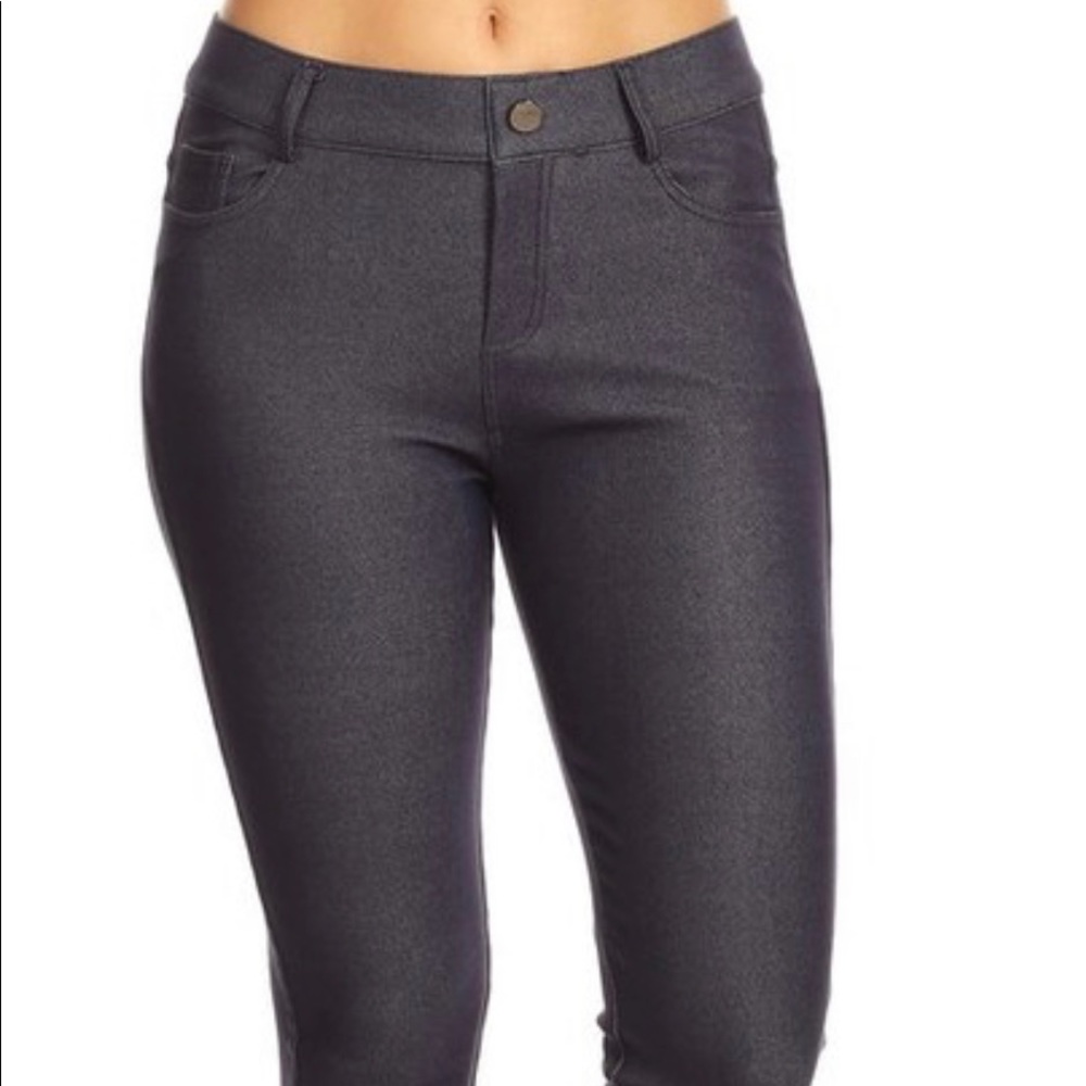NEW boutique Stretchy crop jeggings! 4 colors